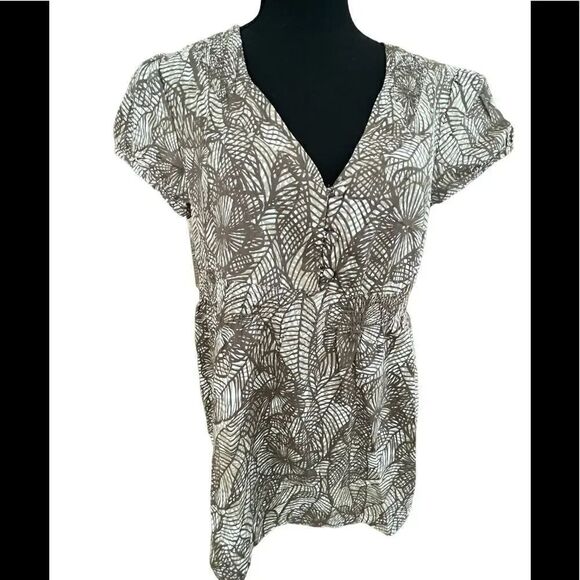 Sonoma Tops - SONOMA  Lifestyle 100% cotton smocked top with button front size S